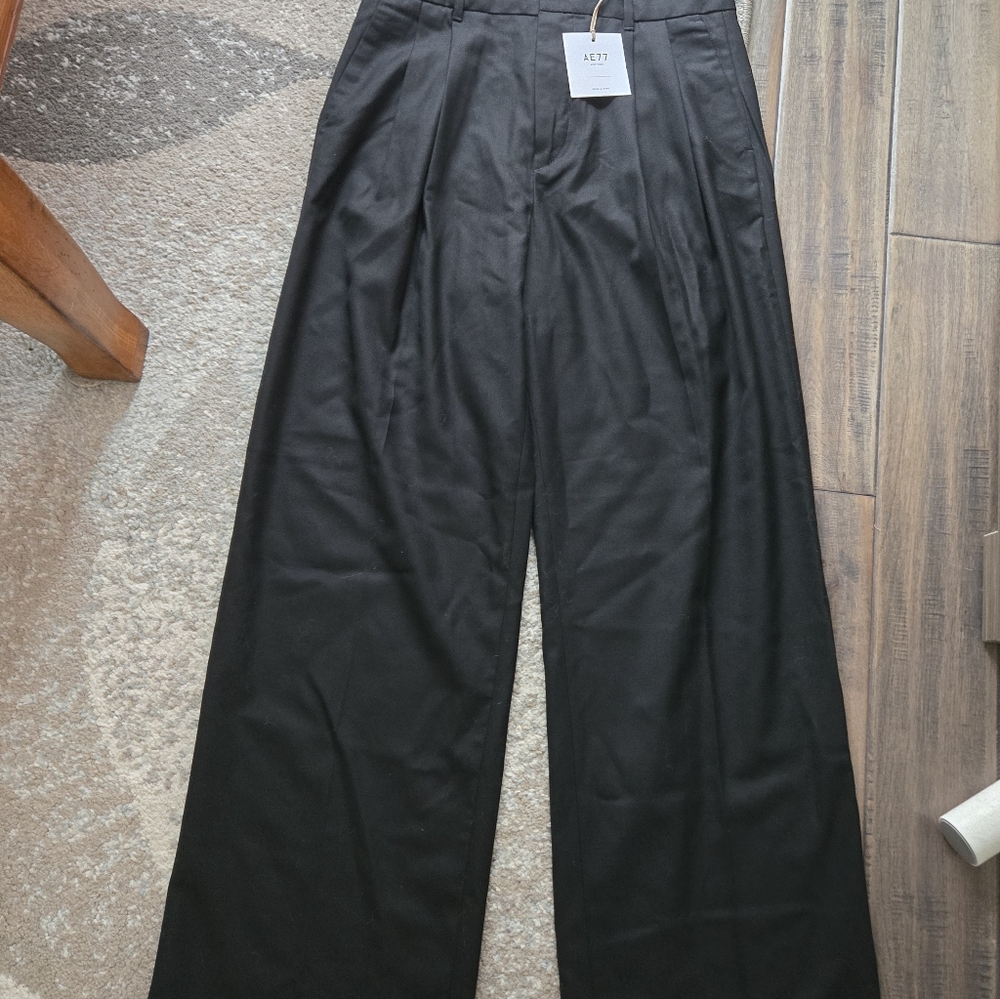 Relisted - Picture 2 of 10